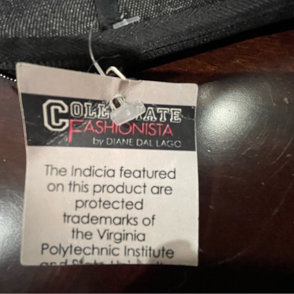 Virginia Tech IPad or Electronics Padded Zipper Case Embellished VT NWT - Picture 6 of 9